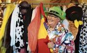 Bernadette Weishaupt ist die Herrin der Kostüme. Ihr Kostümverleih besteht seit knapp 20 Jahren. (Bilder: Angelina Donati)