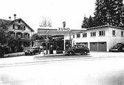 Die Garage Zünd um 1950 (links) und die Altstätter Liegenschaft, wie sie sich 2016 präsentiert. (Bilder: pd, gb)