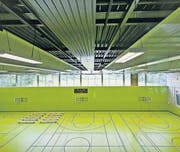 Medieninformation/Führung durch neue Dreifachsporthalle Demuttal (Riethüsli) zum Abschluss des Wiederaufbaus. (Bild: Michel Canonica)