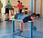 Die Mitglieder des Seilziehclubs Mosnang unterzogen sich kürzlich einem Leistungstest. (Bild: PD)