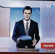 Thomas Bächle moderiert in den neuen TVO-Studios. (Bild: Coralie Wenger)