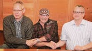Gute Miene nach geschlagener Schlacht: Dieter Zimmermann, Patrick Bischof und Thomas Wallner. (Bild: Christof Lampart)