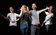 Das Cabaret Sälewie in bester «Lifesteil»-Form: Thomas Frischknecht, Rosanna Schmid, Thomas Keller und Katrin Schatz. (Bild: Benjamin Manser)