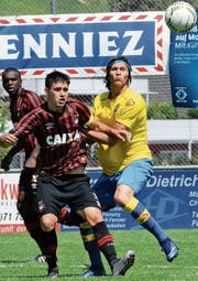Spannende Zweikämpfe und hochstehende Fussballkost wird am U19-Turnier geboten und man darf sich bereits jetzt fragen: Wer wird Nachfolger vom Turniersieger 2016, Atletico Paranense (l.)? (Bild: Archiv)