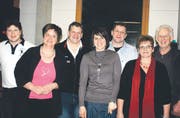 Die sportliche Familie Abderhalden: (von links) Beat, Andrea, Urs, Marianne und Jörg mit ihren Eltern Rosmarie und Jörg Abderhalden. (Bilder: Urs Huwyler)