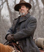Jeff Bridges jagt als abgehalfterter Schurke im Film «True Grit» die Bösen dieser Welt. (Bild: pd)