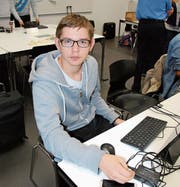 Durch «Schweizer Jugend forscht» hatte Luke Stampfli die Möglichkeit, sein Hobby Informatik zu vertiefen. (Bild: Angela Hess)