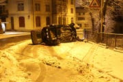 Das Auto musste nach dem Unfall abgeschleppt werden. (Bild: stapo)