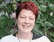 Evi Geisselhardt Hundetrainerin (Bild: Martina Signer)