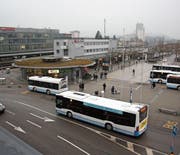 Konkret sieht die ÖV-Strategie Wil 2030/35 vor, dass künftig alle Buslinien den Bahnhof Wil anfahren. (Bild: Simon Dudle)