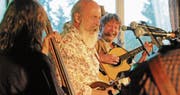 Den Schalk im Nacken und den Rhythmus in den Fingern: das Bluegrass String Quartet. (Bilder: Michael Hug)