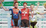 Ronja Blöchlinger (l.) ist Vize-Schweizer-Meisterin U17 Strasse. (Bild: pd)