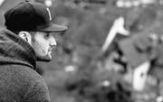 Vom Nobody zum Shootingstar: Der Zürcher Rapper Xen hat es dank iGroove auf Platz 2 der Schweizer Single-Hitparade geschafft.
