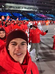 An der Eröffnungsfeier in Pyeongchang trug Jan Scherrer einen Teil der käuflichen Kleider. (Bild: Jan Scherrer)