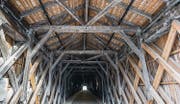 Gutes Bauen Ostschweiz: Letzte Rheinholzbrücke als Verbindung Sevelen - Vaduz. (Bild: Hanspeter Schiess)