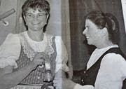 Milli Wittenwiler (rechts) gratuliert der neuen Präsidentin Anni Abderhalden zur Wahl. (Bild: PD)