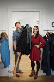 Studenten der HSG organisieren den Event Un-Dress im St.Galler Pfalzkeller. (Bild: Ralph Ribi)