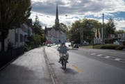 Die Kreuzung Zürcher- und Erlachstrasse soll für Fussgänger und Velofahrer ungefährlicher werden. (Bild: Benjamin Manser)