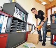 Die Küche ist bereits seit Donnerstag in Betrieb. Dann war im Neubau Rhyboot-HV. Am Freitag waren ausserdem die Zügelhelfer zu verpflegen. (Bilder: Max Tinner)