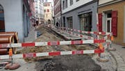 Die Leitungen in der Brühl- und der Kugelgasse wurden bereits saniert. Jetzt sollen die Fahrbahnen neu gestaltet werden. (Bild: Reto Voneschen (Eingang zur Kugelgasse, 20. April 2017))