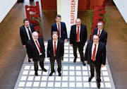 Beim Jahresabschluss in St. Margrethen (von links): Referent Alexander Koch (Leiter Immobilien- und Makro-Research Raiffeisen Schweiz) sowie die Vorsitzenden der Bankleitung der Rheintaler Raiffeisenbanken: Anton Moser (Mittelrheintal), Patrick Windler (Marbach-Rebstein), Norbert Lüchinger (Oberes Rheintal), Albert Quauka (Diepoldsau), Oswald Wetli (Unteres Rheintal) und Reto Zellweger (Berneck-Au). (Bild: Remo Zollinger)