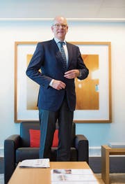 Martin Blessing führt die Schweizer Einheit der UBS. Im laufenden Jahr will die Grossbank signifikant ins Tagesgeschäft investieren. (Bild: Dominik Wunderli/LZ (Luzern, 10. März 2017))