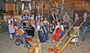 Nebst der vereinseigenen Formation Eichhof-Mix treten weitere Musiker auf, und ein Theaterstück wird zum Besten gegeben. (Bild: pd)