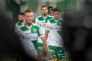 Abgang: Roy Gelmi (Mitte) wird nicht mehr für den FC St.Gallen auflaufen. (Bild: Benjamin Manser)