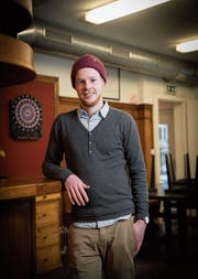 Pascal Ledergerber in der Gassenküche, wo seine Veranstaltung «Ess for less» stattfindet. (Bild: Ralph Ribi)