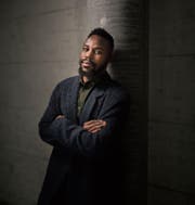 Vor allem mit Kofi Schulz redet Toko viel über Gott: «Aber auch mit den anderen Spielern.» (Bild: Benjamin Manser)