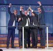 Das Siegerteam Managementkonzeption (von links): Philipp Sutter, Nicolas Gorlero, Fabian Ritter, Projektleiter Johannes Grob und Luca Pieli. r (Bilder: Urs Buche)