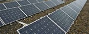 Alternative Energien wie die Fotovoltaik profitieren von der Annahme des eidgenössischen Energiegesetzes. (Bild: Urs Jaudas (31. März 2011))
