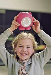 Die CS hat mit Pro Juventute ein Hightech-Sparschwein für Kinder entwickelt. (Bild: PD)