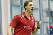 Der jubelnde Leistungsträger Artem Pochtarev will sich in die Playoffs spielen. (Bild: Matthias Zindel)