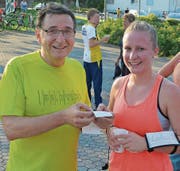 Flavia Steffen (Rebstein) ist die einzige Rheintaler Anwärterin auf einen Spitzenplatz im OL-Cup. Mit ihrer Zeit in Marbach war sie zufrieden, dass sie allerdings schneller lief als ihr Lehrmeister Hans Mafli aus Widnau, war von beiden erwartet worden. (Bild: Yves Solenthaler)