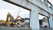 Die ehemalige Kultur-Eventhalle Xang ist ein Schutthaufen (Bild: Max Eichenberger)