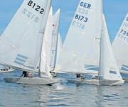 Starboote segeln vor Bottighofen um den Titel. (Bild: pd)