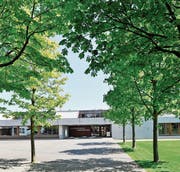 Der Eingangsbereich der Kantonsschule Romanshorn. (Bild: Donato Caspari)