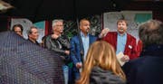 Gesprächsrunde im Döbeli (von rechts): Jürgen Ruff von der SPD Konstanz, SP-Gemeinderat Osman Dogru und Stadtrat Ernst Zülle stellen sich den Fragen der Anwesenden. (Bild: Reto Martin)