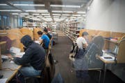 Die Schaffung eines neuen Lernzentrums soll den Studierenden künftig mehr Platz fürs Lernen und Arbeiten bieten. (Bild: Ralph Ribi)