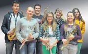 Die Neumitglieder und Jungmusikanten gelten als Basis für eine erfolgreiche Vereinszukunft. (Bild: pd)