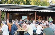 90 Personen kamen an den Vortrag im Seeclubhaus Egnach. (Bild: pd)
