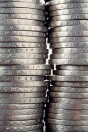 Das liebe Geld - auch am Dienstag war es im St.Galler Kantonsrat wieder Thema. (Bild: GAETAN BALLY (KEYSTONE))