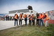 Spatenstich Fliegermuseum Flughafen Altenrhein (Bild: Urs Bucher)