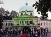 Ein temporäres Bundeshaus mit Bundesplatz und Wasserspiel lud am Rosenweiher zum Abfeiern ein. (Bilder: Christian Rupper/tg-plus.ch)