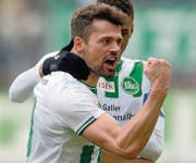 Albert Bunjaku jubelt wieder, hier nach seinem 1:0 gegen Lugano. Er hat nach schwierigen Monaten mit der Mannschaft noch Grosses vor. (Bild: ky/Nick Soland)