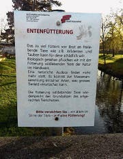 Das Hinweisschild auf der Lindenparkbrücke. (Bild: PD)