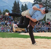 Kjetil Fausch aus Weite (rechts) glänzt am Rheintal-Oberländischen Verbandsschwingfest mit Platz fünf. (Bild: pd)
