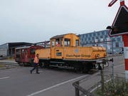 «Marie» auf Schienen unterwegs im Industriequartier. (Bild: Stefan Hilzinger)