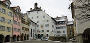 800 Jahre Geschichte, davon 500 Jahre Äbtezeit und knapp 200 Jahre Bierbrauerei: Der Hof zu Wil (Bildmitte) strahlt als Kulturdenkmal weit über die Region hinaus. (Bilder: Hans Suter)